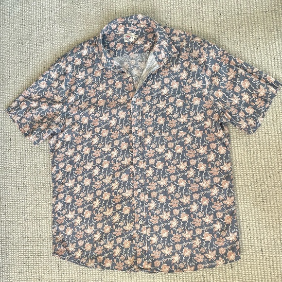 Faherty Short Sleeve Button Down - Picture 5 of 10